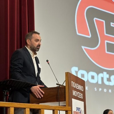 elprofessor83's profile picture. CEO of Sportsfive Basketball Agency