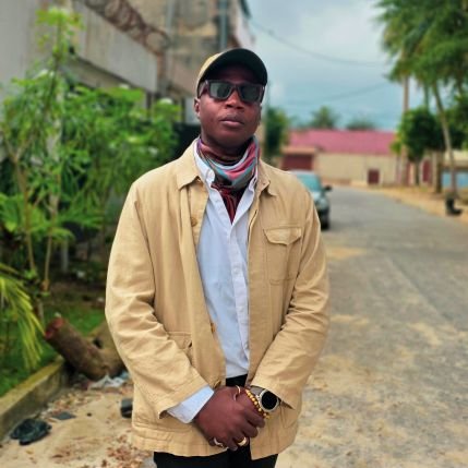 keletiguy's profile picture. L'histoire n'est rien d'autre que l'apanage des victorieux #224 #225 #onmywaytogreatness  #daddy #SUNG