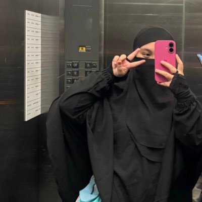 diipuu_'s profile picture. hanya untuk bersenang-senang