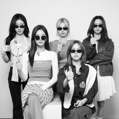archiveitzy's profile picture. photos, videos, updates for #있지