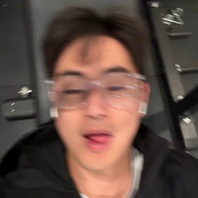 danifesto's profile picture. I'm in a @pickle.