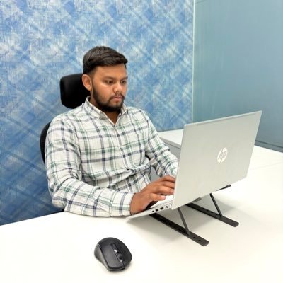 tech_pawarss's profile picture. 