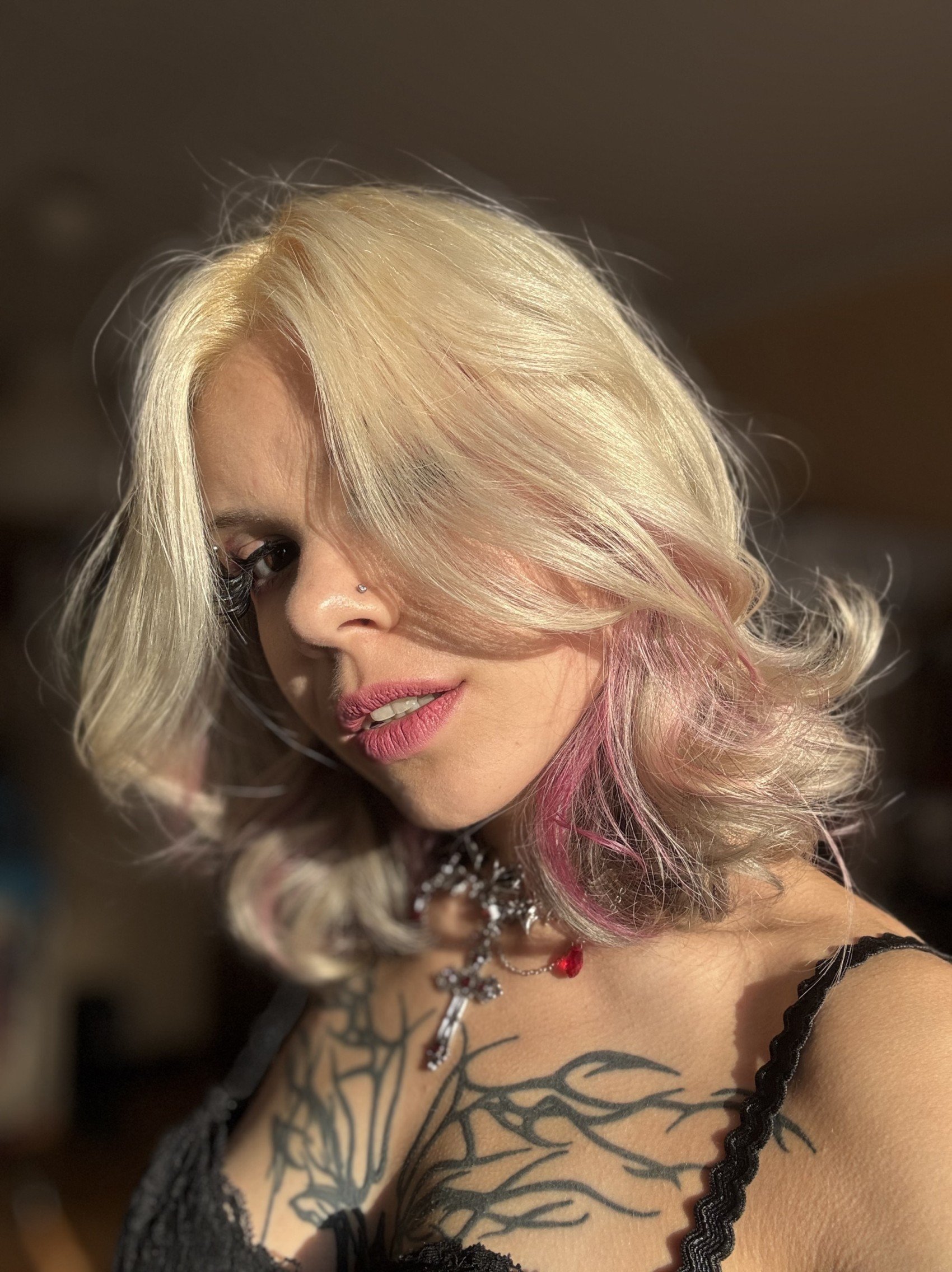 maikidaehler's profile picture. the kind of chaos that looks calm