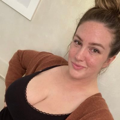 AaliyahReese14's profile picture. like all kinds of music, I like listening to blues, oldies, jazz, R and B hiphops.But i mostly like. Lionel Richie and James Blunt,steve