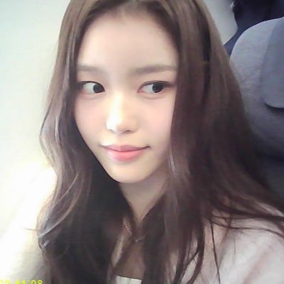 jeongseabi's profile picture. 𝖶𝖾𝗅𝖼𝗈𝗆𝖾! 𝖧𝖾𝗋𝖾'𝗌 𝗈𝗇𝖾 𝗀𝗈𝗈𝖽 𝗅𝗎𝖼𝗄 𝖿𝗈𝗋 𝗒𝗈𝗎. 🍀