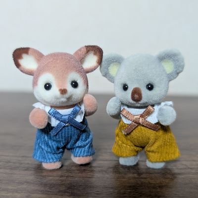 chibi8kochan's profile picture. 🦐EBiDANを推すハムスター飼い。8号車🚄️🩵🤟🛹観測者🅰️🤍😴🍜タカシくんのおかげでシルバニアに沼りはじめました。
ハムスター飼育歴2022年5月〜。現在おうち組16匹、お空組4匹🐹
はむすたぐらむ⏬️