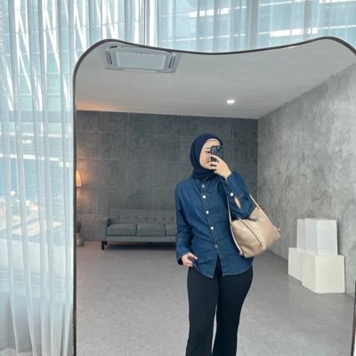 ichahuy's profile picture. '00