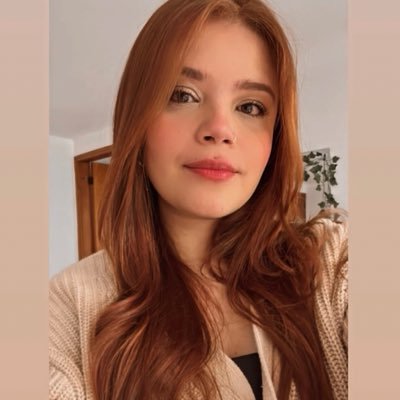 danicatano_'s profile picture. Treintona y la próxima “Loca de los Gatos”🐱