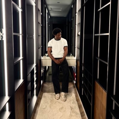 justmethew's profile picture. Road to 8 fig | Regardez moi devenir une référence 🤲🏾🇭🇹