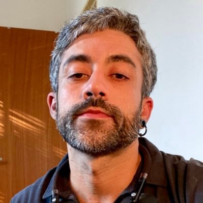 lcsbnl's profile picture. num sei q num sei q lá