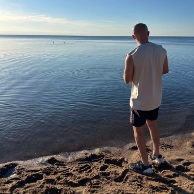 msyoungy28's profile picture. 