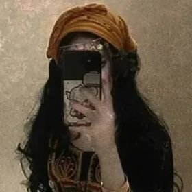 Parvin27432's profile picture. 