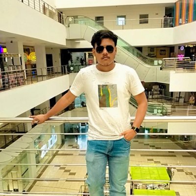 Yuvrajkuma20592's profile picture. Full Stack developer
Founder & CEO
Dream Forge agency