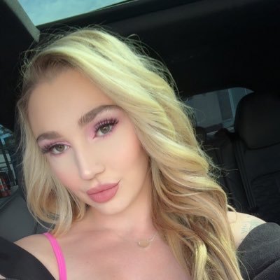 west_tammy33's profile picture. let’s work at making America great again @camping @fun @be Happy