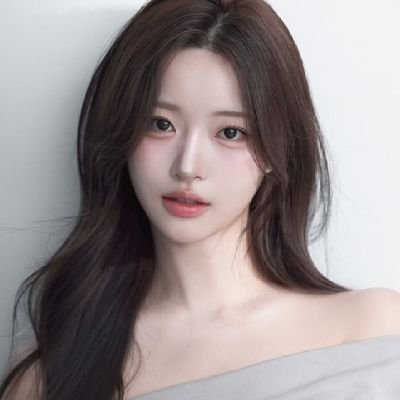 aceylith's profile picture. boOsiness account