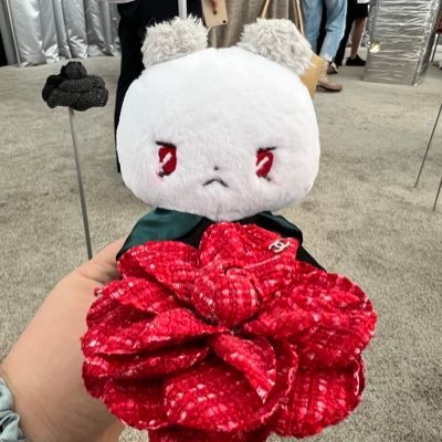 eveputhita's profile picture. #เรื่อยเปื่อย #got7 #jackson #plave #eunho #maxkybas #แม็กกี้บาส #ahof in 🇯🇵