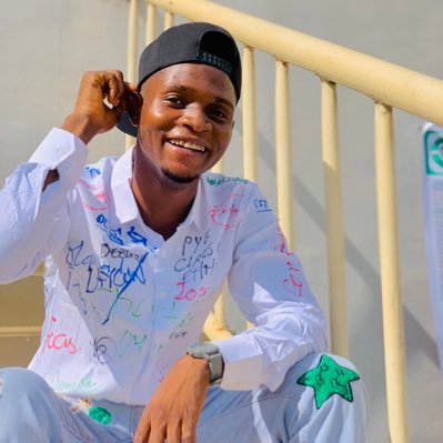 AREMU122's profile picture. GOE 🐱👑