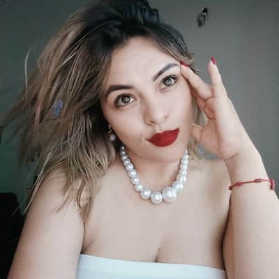Liiza_mar's profile picture. La vida es un tapiz de momentos, cada uno está tejido con amor y aprendizaje.