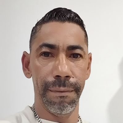 Ricardo92244562's profile picture. 