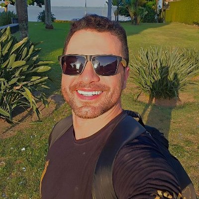 judehortonuq's profile picture. Turning my “what ifs” into “why nots.”