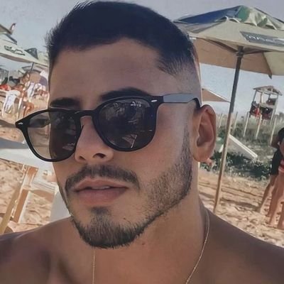 tomer_levi1's profile picture. חולון , אוהב ים , אוהב את ביבי