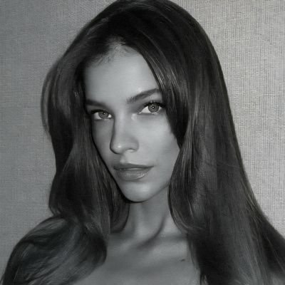 barbsbarapalvin's profile picture. (PARODY) . 1993 — Fell for these ocean eyes.