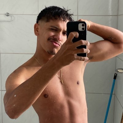 Rickellmmy's profile picture. Ninguém é de ninguém