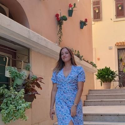 sharinglove77's profile picture. 🧚