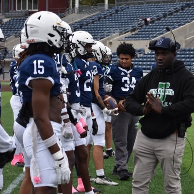 coachbusby22's profile picture. Free Agent Defensive line/Recruiting coordinator Coach 🏈