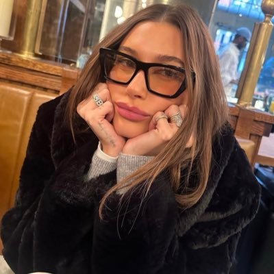 defnedrss's profile picture. 