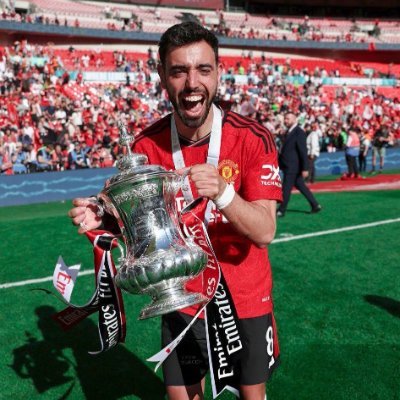 BrunoFernansch8's profile picture. Doctor ⚕️ 
#FPL manager
Man Utd👹 RCB🔴
#FPL veteran 10+ yrs of playing
🇮🇳, Malayali💪