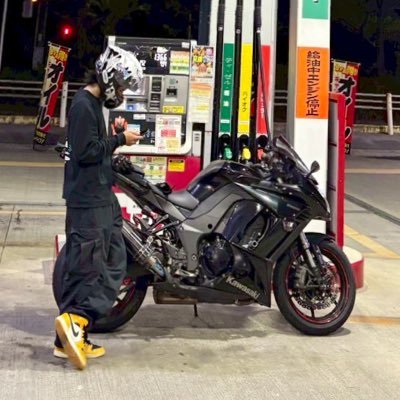 tadanointiraymi's profile picture. しがない配達員