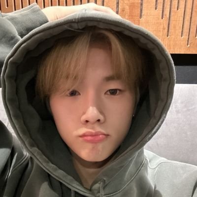ubi1735075's profile picture. ์กํ ๊ณ์  / ๊ตฌ๋
ํฉ๋๋ค!!!!!! / Fan Account