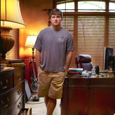 lbena_'s profile picture. 