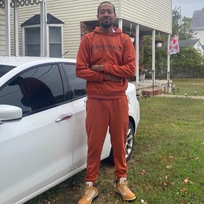 _tharealsk's profile picture. I’m just tryna see the sun shine everyday! ☀️