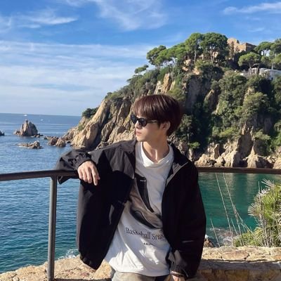 angelwwiinn's profile picture. ngetweet apa aja yang aku mau, tapi aku maunya jadi pacar winwin