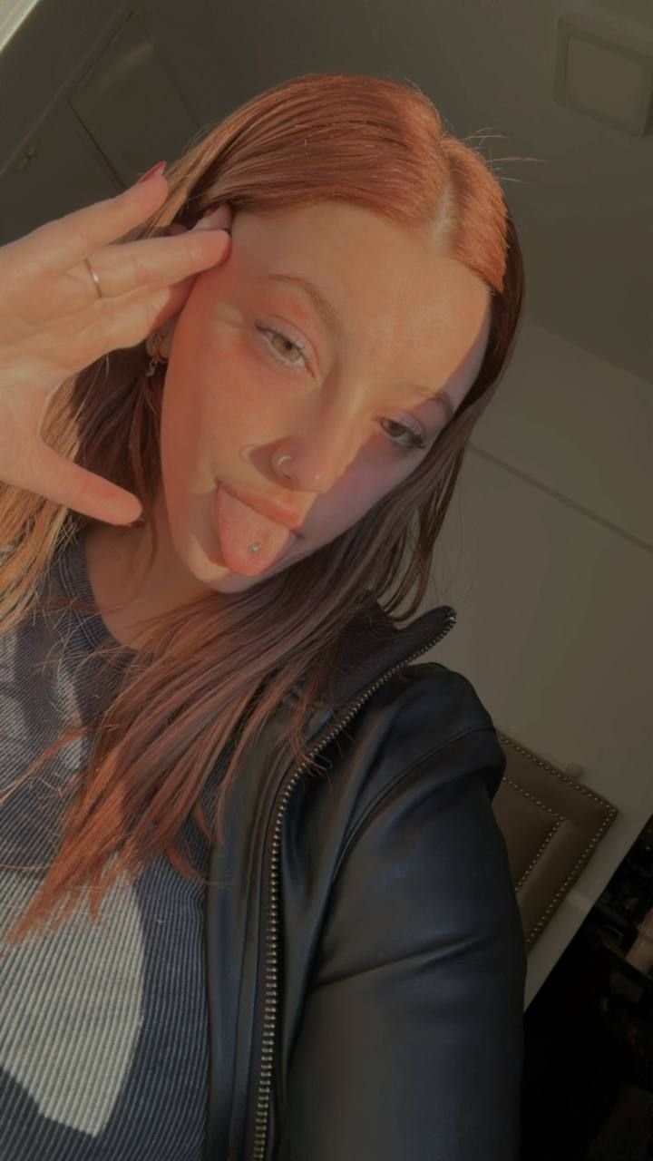 spenceroracle's profile picture. hey 21 and female : spare accin need offun people/folksfor random chats