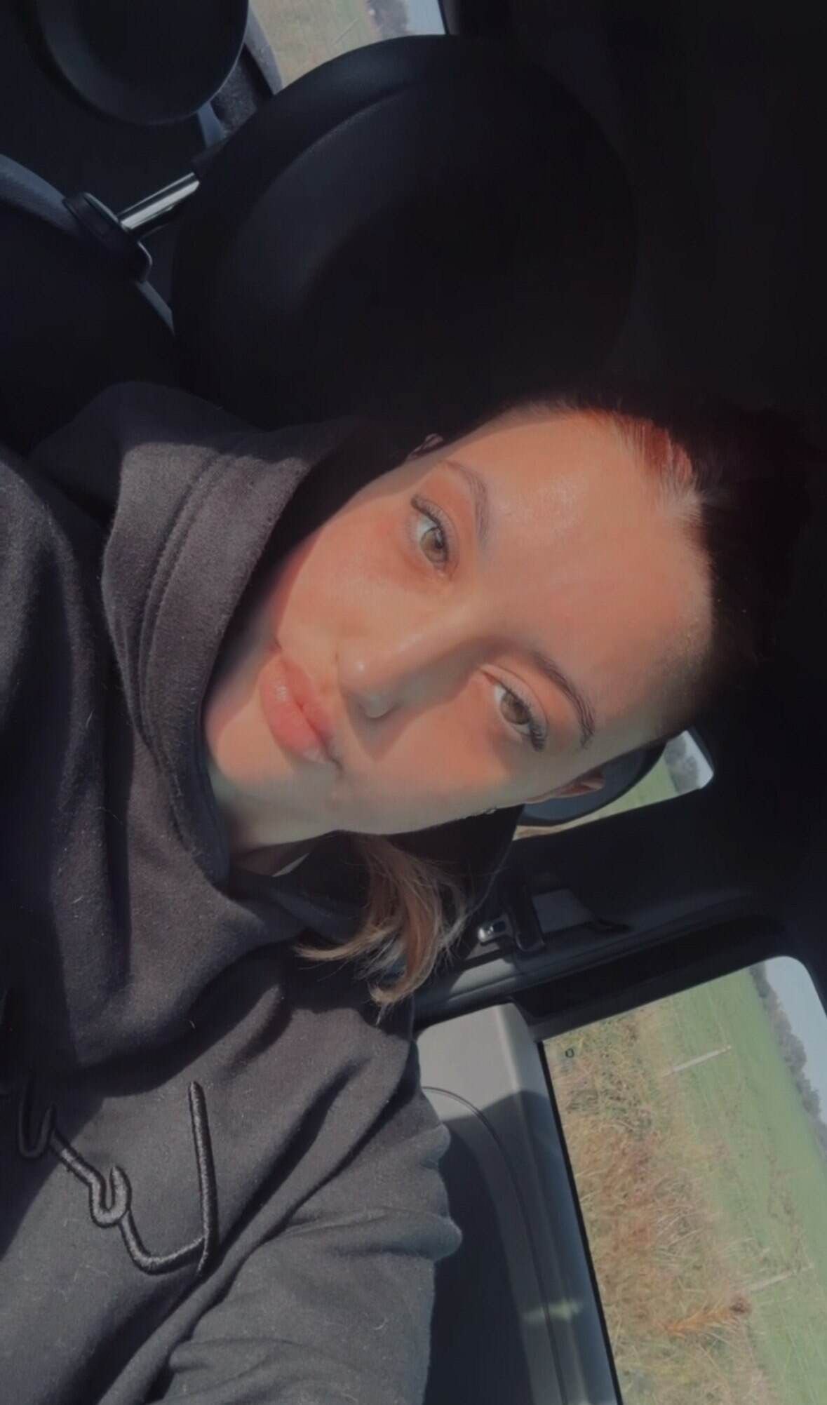 arlolsk's profile picture. hey hey 21 fem • alternate accountready to meetbuddies/anyone coolto befriend