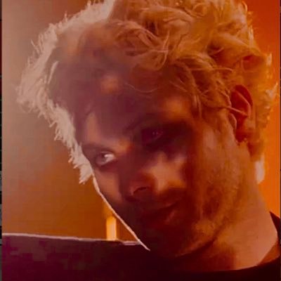 heavninhemmings's profile picture. #FROMTHERIVERTOTHESEA #BLACKLIVESMATTER ☆when i’m dead and gone, bury me in star dust☆