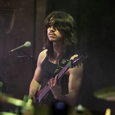 serengazer's profile picture. 17, Vocalist, Guitarist, Traveler, |
He/Him