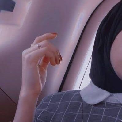 PtmQUsCXr's profile picture. 