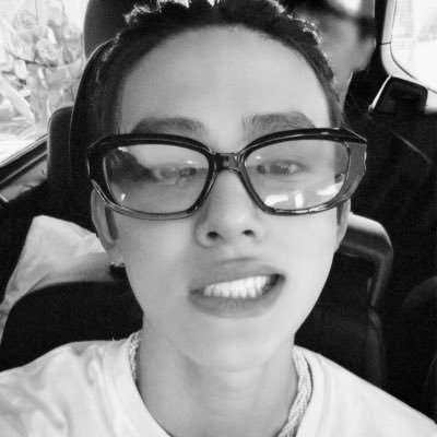 joiqzyr's profile picture. infj-t