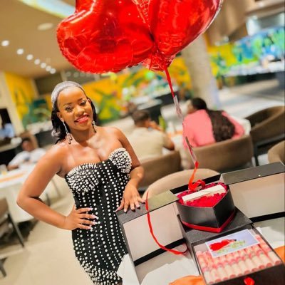 Mayrabiira47's profile picture. 