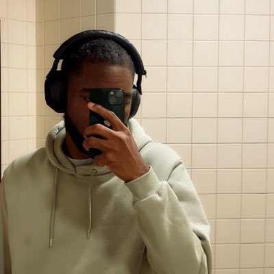 UncleTeeeee's profile picture. M.D 👨🏾‍⚕️