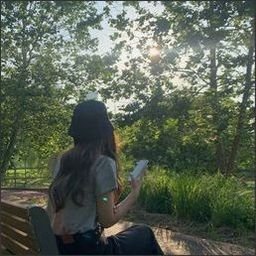 may282067272's profile picture. 
