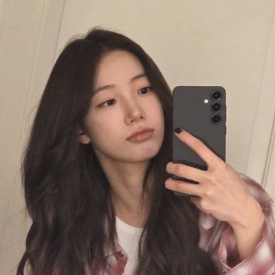 bunnysealmurin's profile picture. i love women anddd mdni 😓 main: @celerykunn