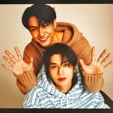 BlackRose0207's profile picture. No boyfriend,no problem. No #JoongDunk big problem 😭 

Never a day when I don't fall in love with #JoongArchen and #dunknatachai 

APOBANGPO 💜BTS💜