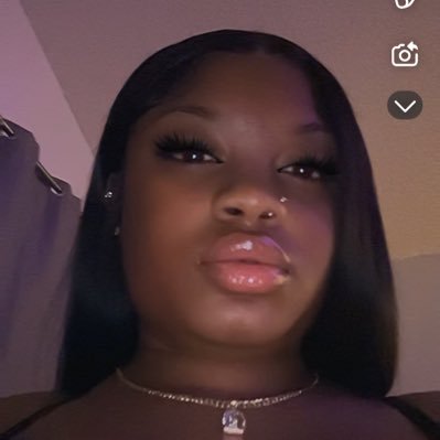 _thaREALmaari's profile picture. the fine bm 😌