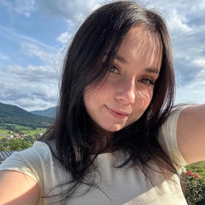 Brenda_avery_'s profile picture. Friendly & open-minded 🌸 | Into good conversations, positivity & laughter | 🇺🇸 | Here to connect and enjoy meaningful vibes 🌿💫