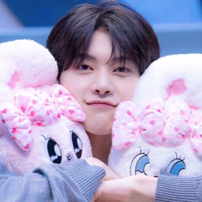 dudaescreve_'s profile picture. (ela/dela) | 25 y